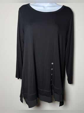 Comfy USA NWT Lagenlook Modal Tunic Top Black Side Button Hem Detail Size Small